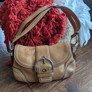 VINTAGE Early 2000s Coach Tan Leather Soho Shoulder Purse